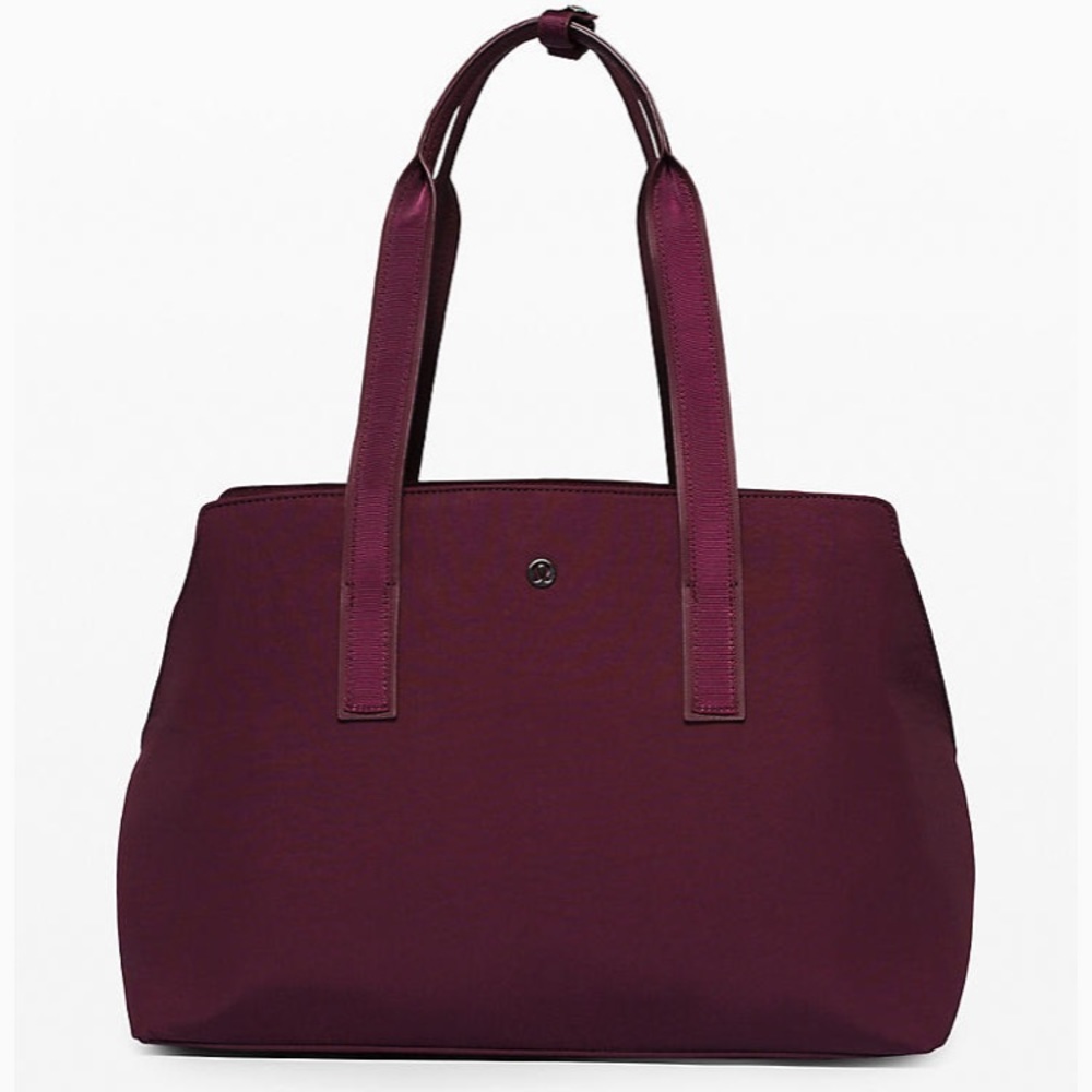 Lululemon go getter bag